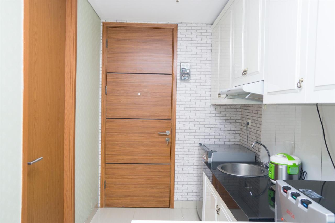 Spacious 1BR Dago Suites Apartment By Travelio Bandung Exterior foto